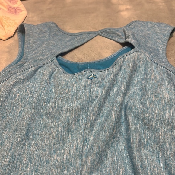 Athletic dress - Picture 7 of 7